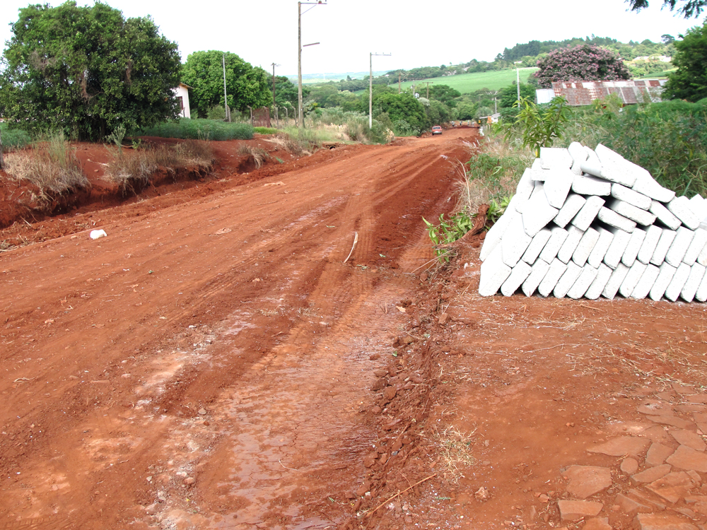 Inicia a Pavimentação da Rua Alecrim